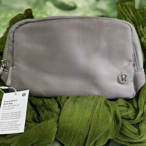 Unisex Everywhere Belt Bag 1L Water-Repellent Light Gray